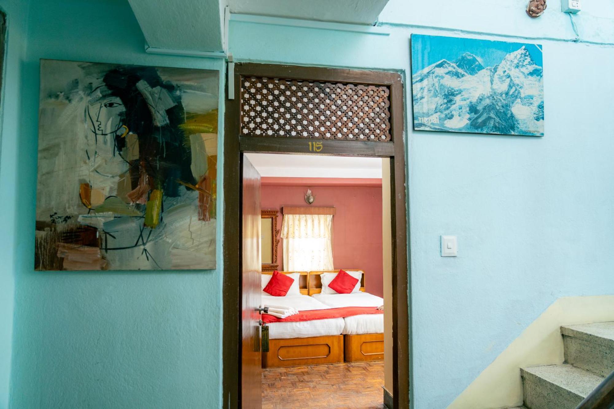 Golden Gate Guest House Bhatgoan Esterno foto